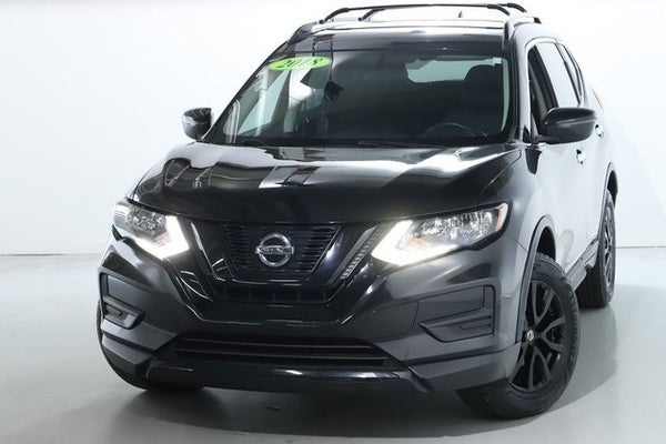 2018 Nissan Rogue SV Midnight Edition AWD in Bedford , OH - Bedford Nissan