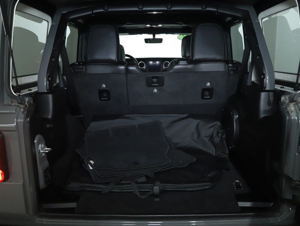 2021 Jeep Wrangler Unlimited Sahara Altitude