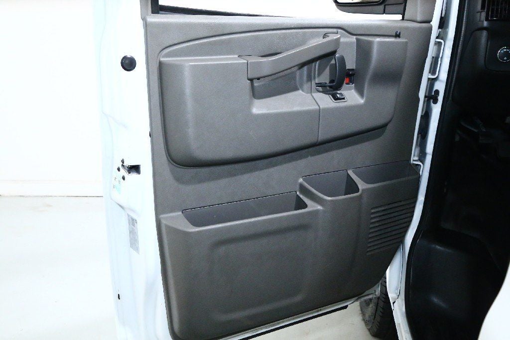 2023 Chevrolet Express 2500 Work Van Cargo