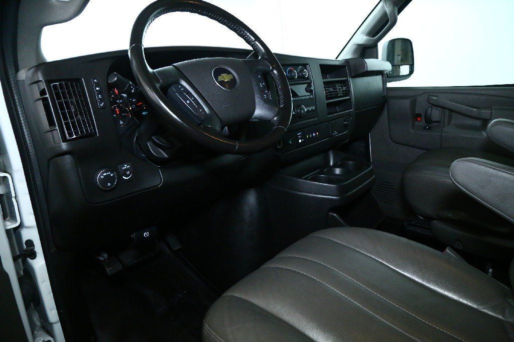 2023 Chevrolet Express 2500 Work Van Cargo