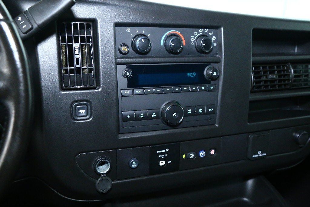 2023 Chevrolet Express 2500 Work Van Cargo