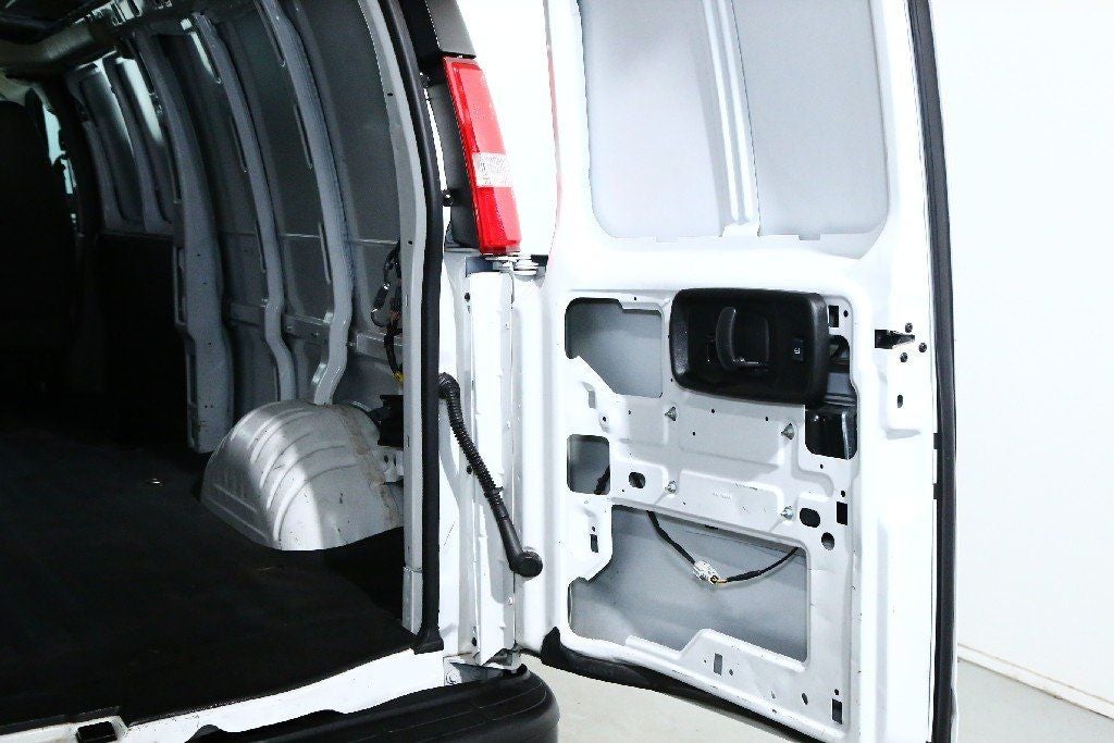 2023 Chevrolet Express 2500 Work Van Cargo