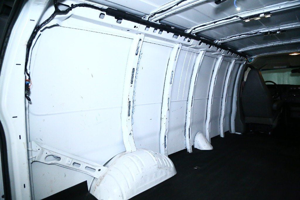 2023 Chevrolet Express 2500 Work Van Cargo