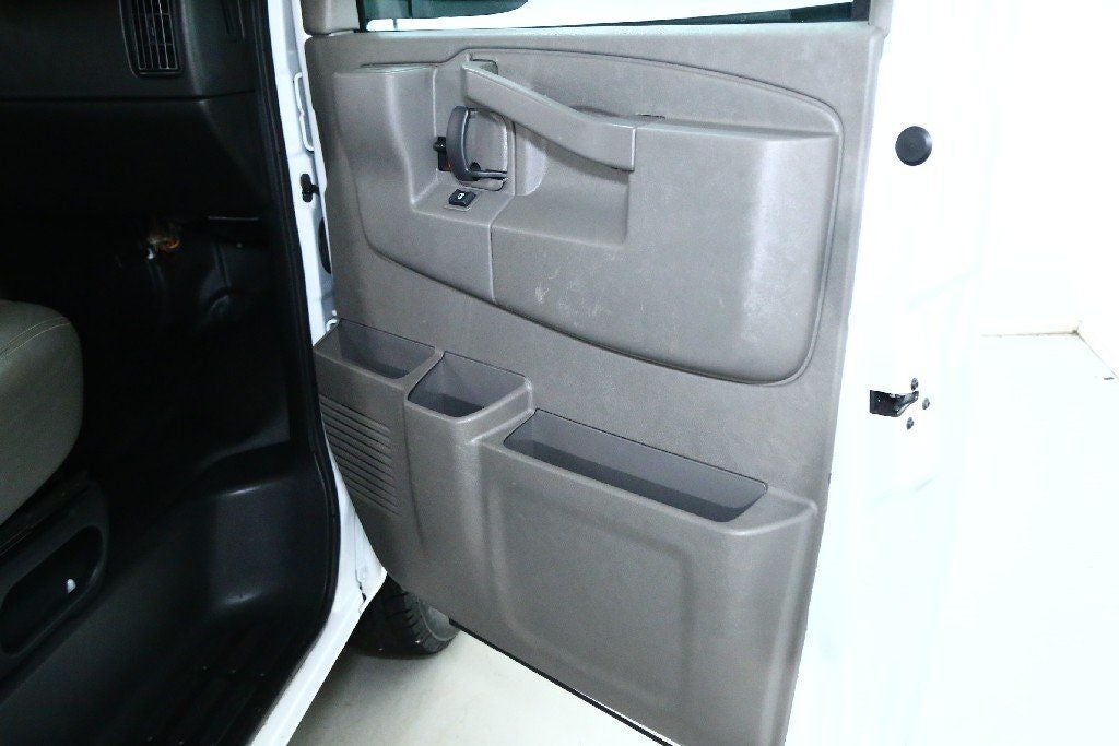 2023 Chevrolet Express 2500 Work Van Cargo