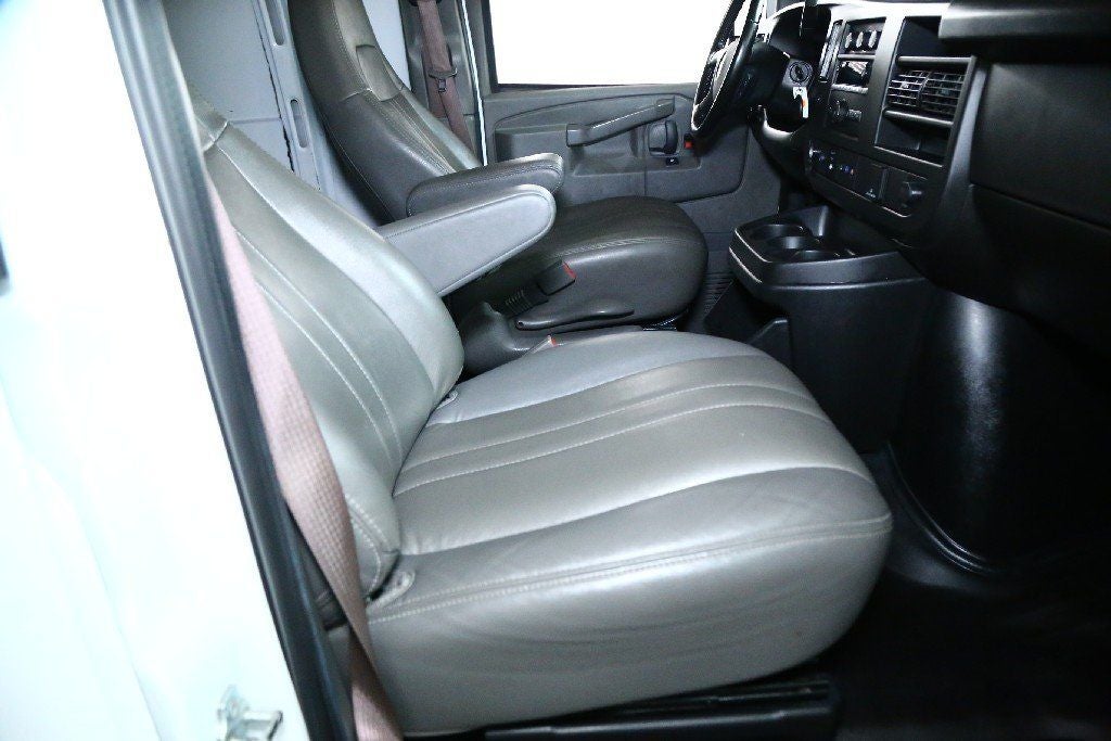 2023 Chevrolet Express 2500 Work Van Cargo