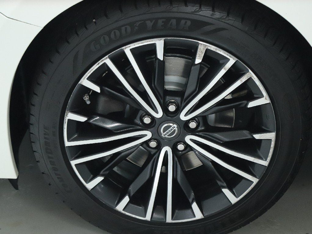 2017 Nissan Maxima Platinum