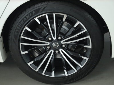 2017 Nissan Maxima Platinum