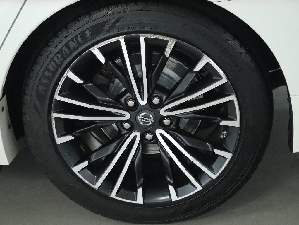 2017 Nissan Maxima Platinum