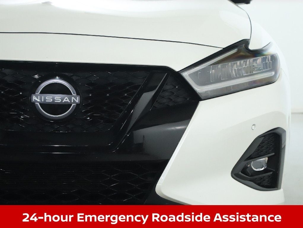 2023 Nissan Maxima SR