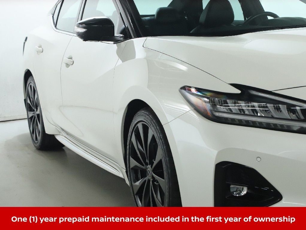 2023 Nissan Maxima SR