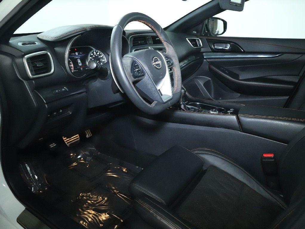2023 Nissan Maxima SR