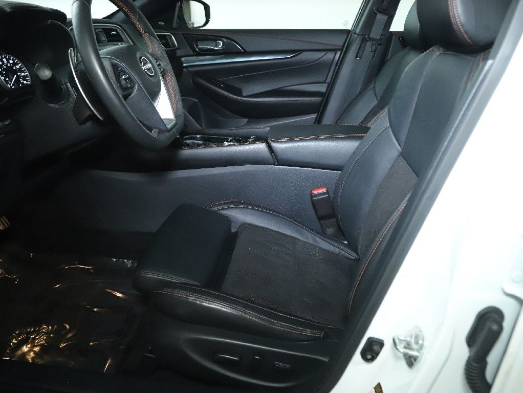 2023 Nissan Maxima SR