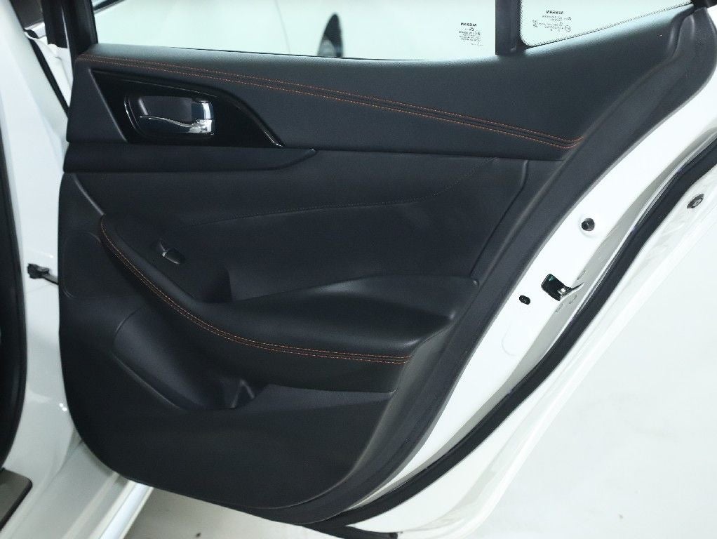 2023 Nissan Maxima SR