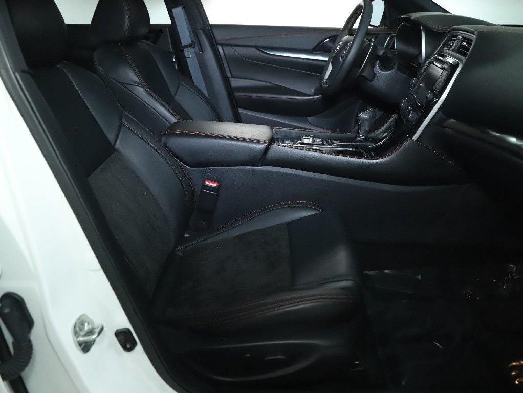 2023 Nissan Maxima SR