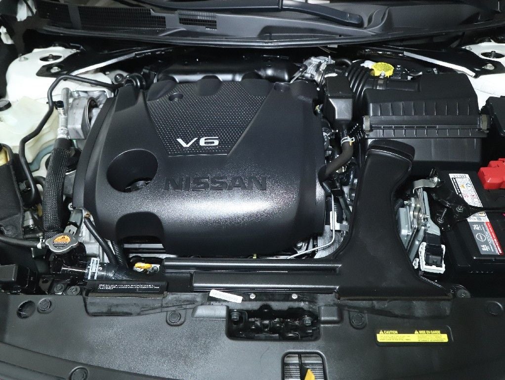 2023 Nissan Maxima SR