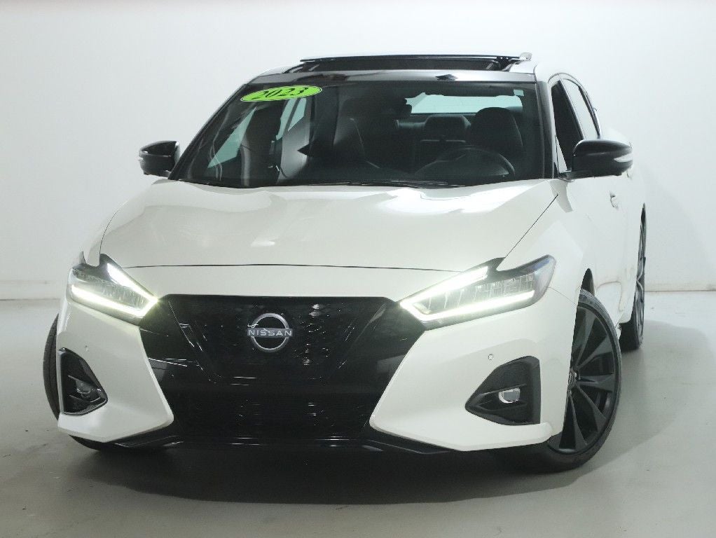 2023 Nissan Maxima SR