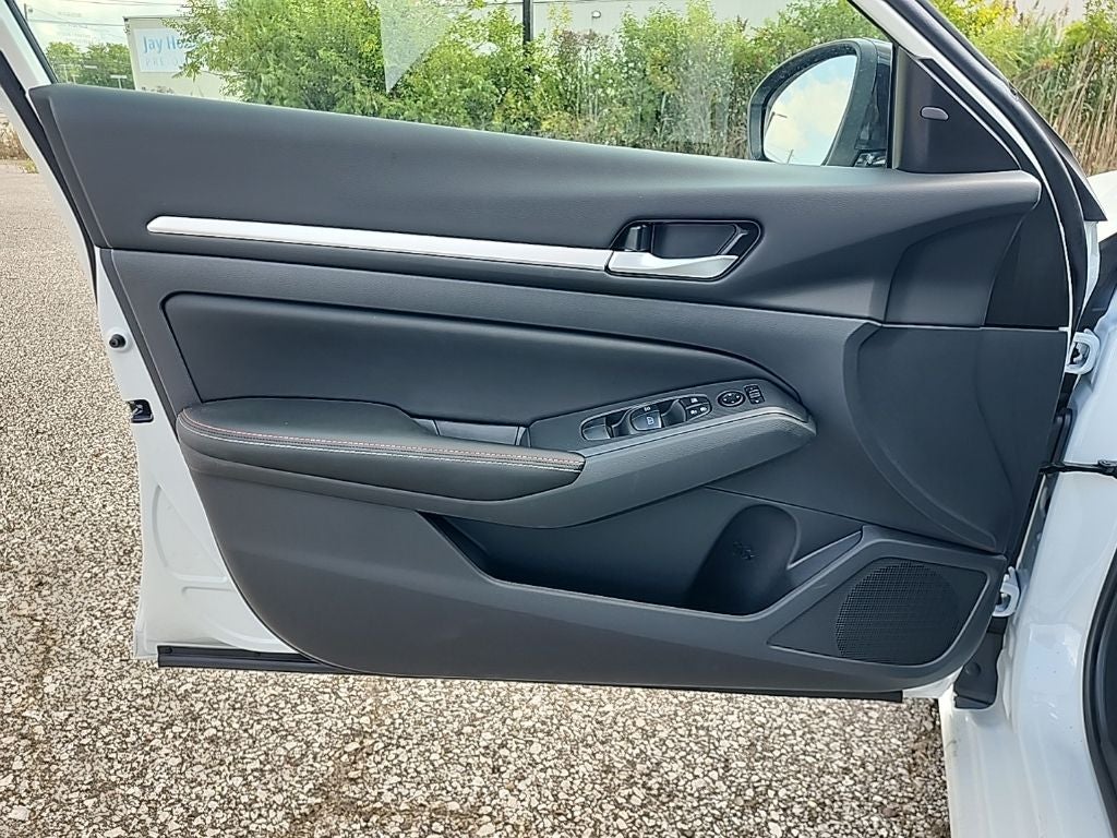 2026 Nissan Altima 2.5 SR