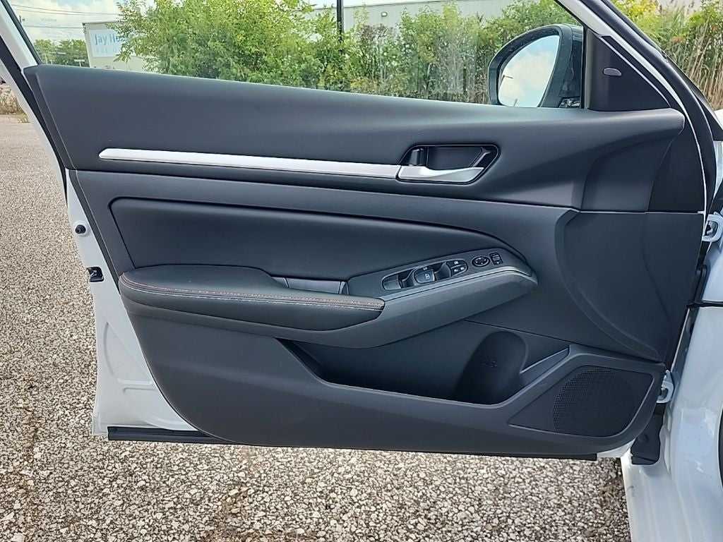2026 Nissan Altima 2.5 SR