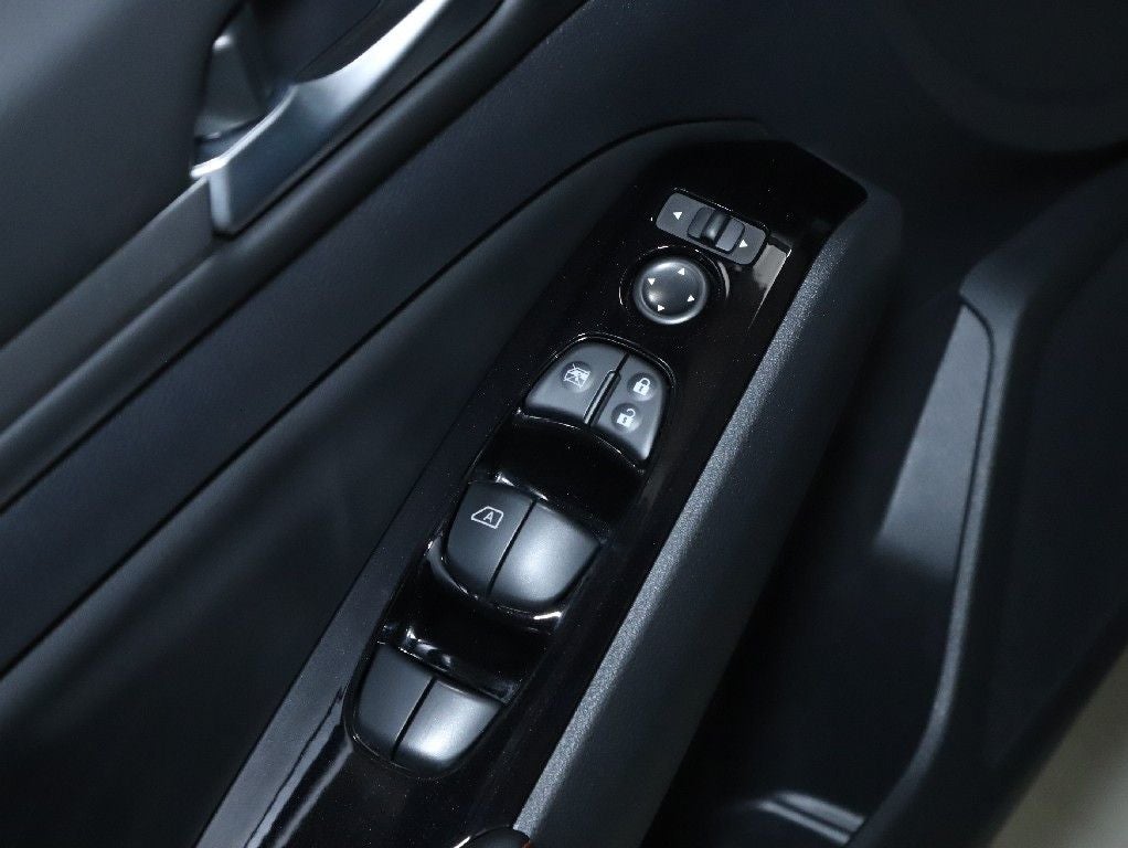 2025 Nissan Altima 2.5 SR Premium AWD