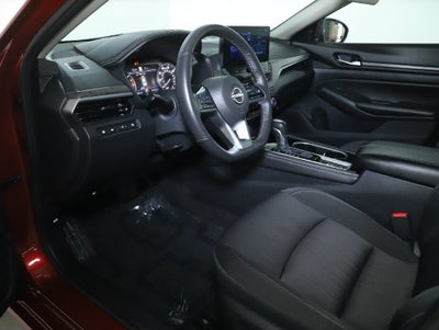 2024 Nissan Altima 2.5 SV Premium AWD