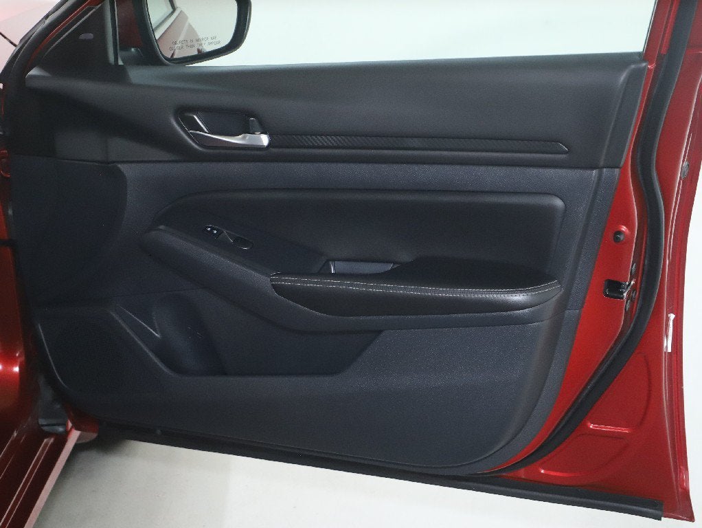 2024 Nissan Altima 2.5 SV Premium AWD