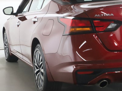 2024 Nissan Altima 2.5 SV Premium AWD