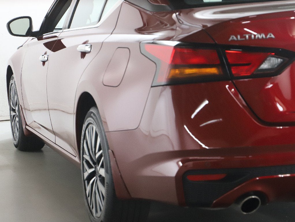 2024 Nissan Altima 2.5 SV Premium AWD