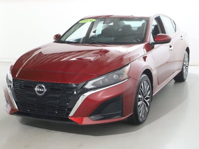 2024 Nissan Altima 2.5 SV Premium AWD