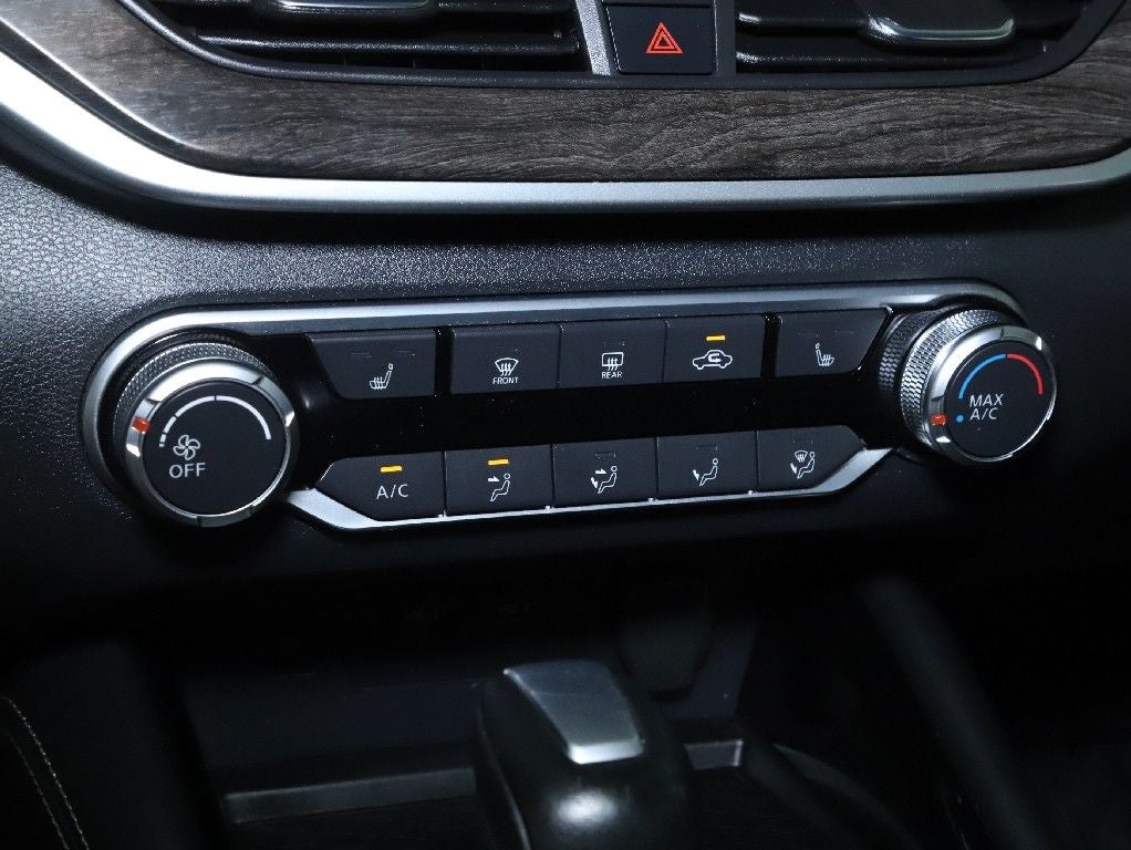 2023 Nissan Altima 2.5 SV Premium AWD