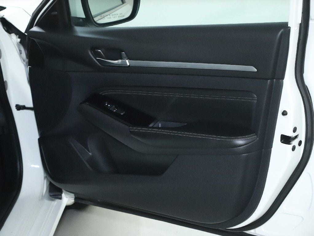 2023 Nissan Altima 2.5 SV Premium AWD