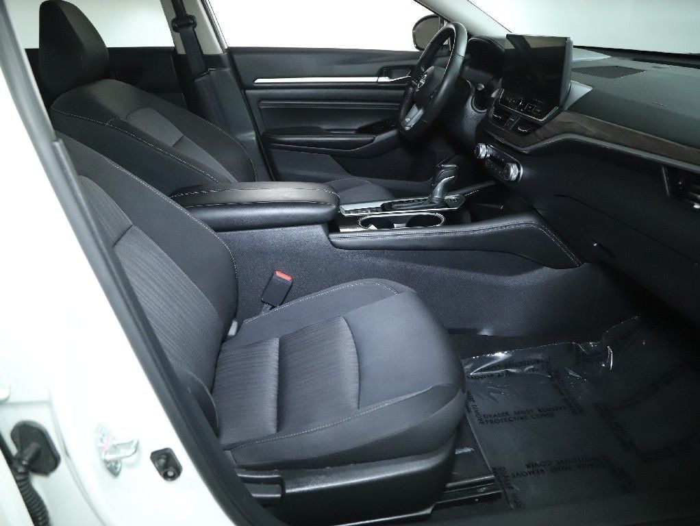 2023 Nissan Altima 2.5 SV Premium AWD