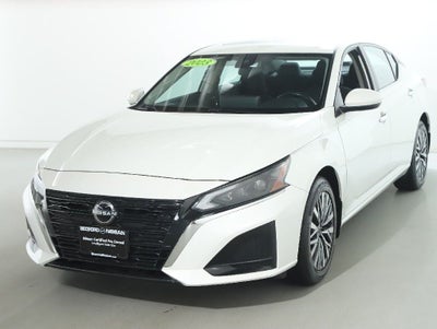 2023 Nissan Altima 2.5 SV Premium AWD