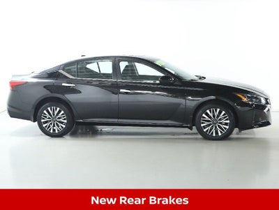 2023 Nissan Altima 2.5 SV Premium AWD