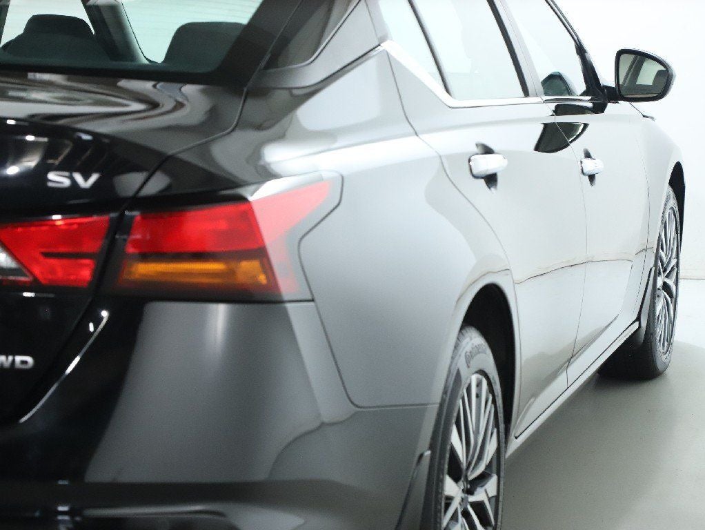 2023 Nissan Altima 2.5 SV Premium AWD