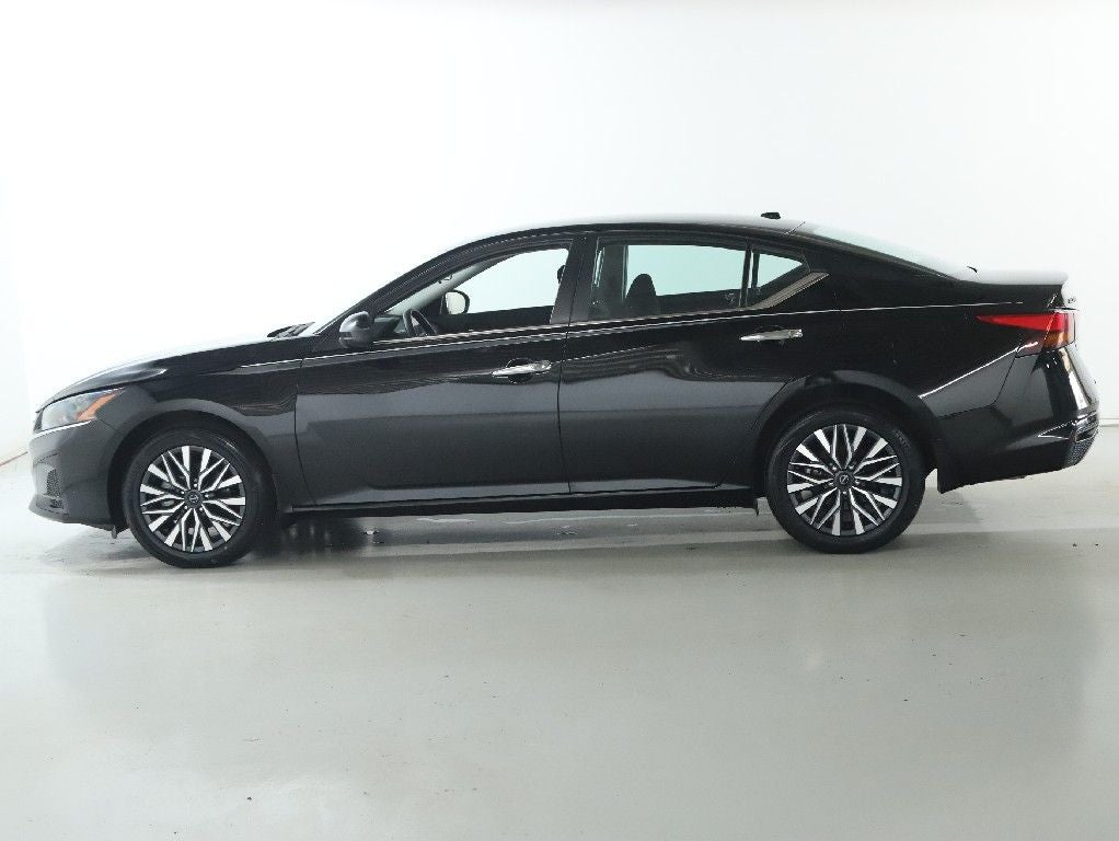 2023 Nissan Altima 2.5 SV AWD