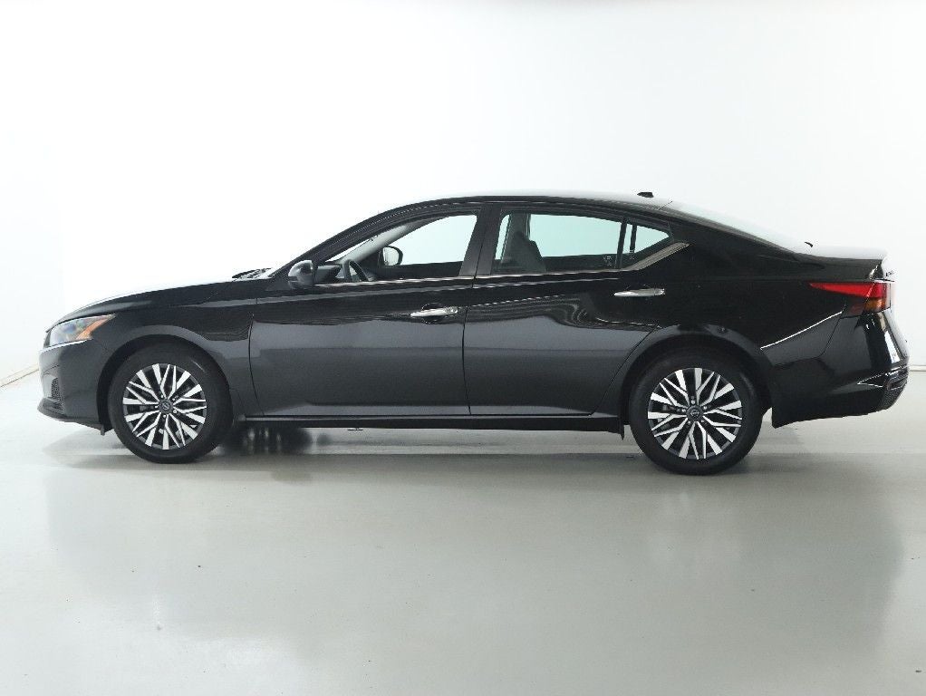 2023 Nissan Altima 2.5 SV AWD