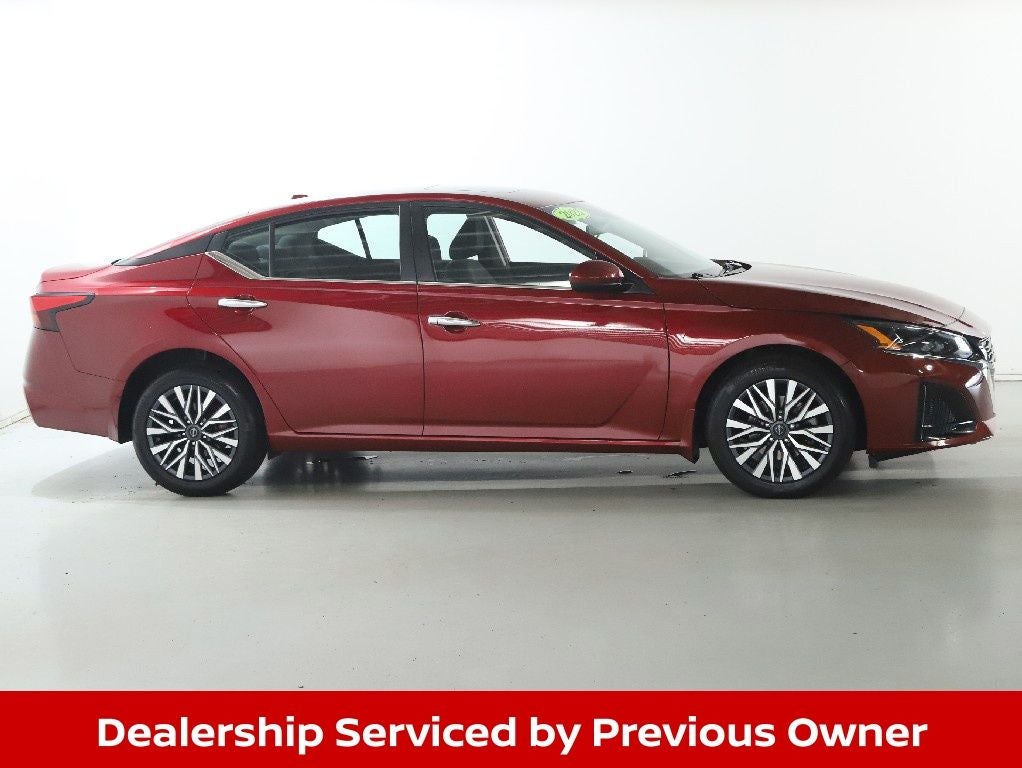 2023 Nissan Altima 2.5 SV Premium AWD