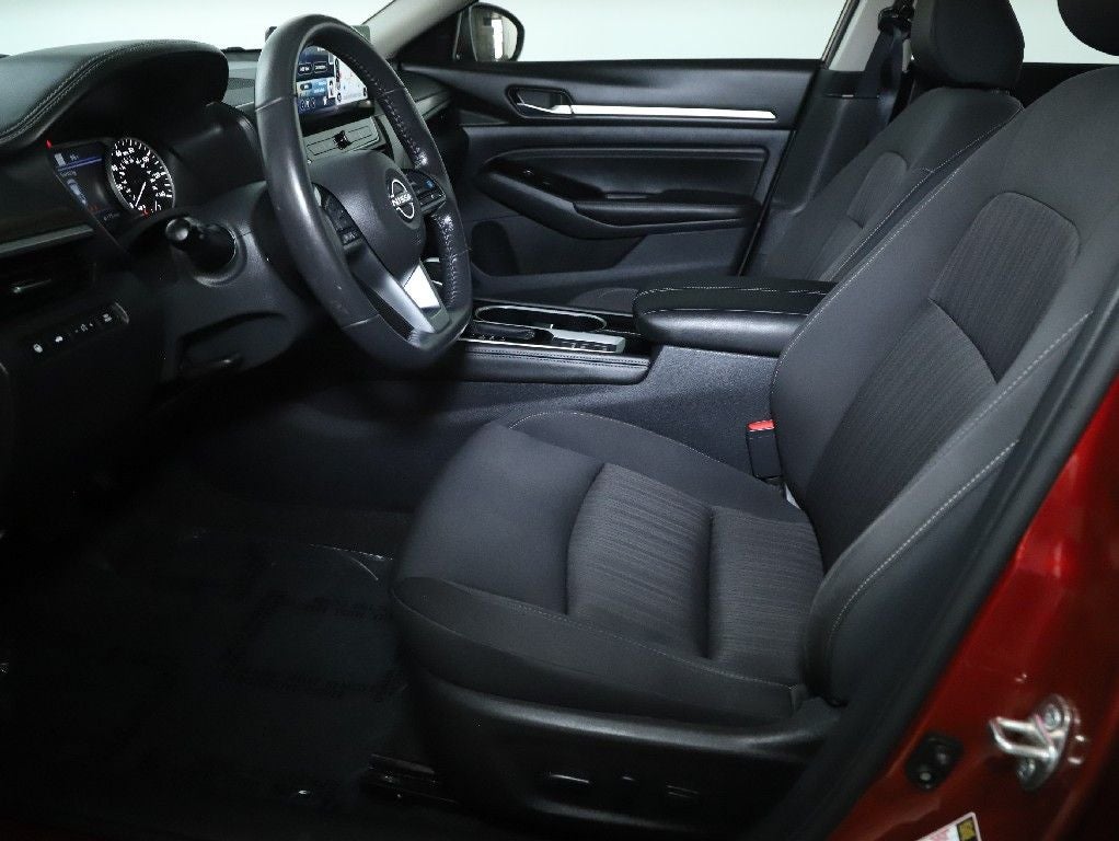 2023 Nissan Altima 2.5 SV Premium AWD