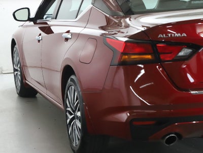 2023 Nissan Altima 2.5 SV Premium AWD