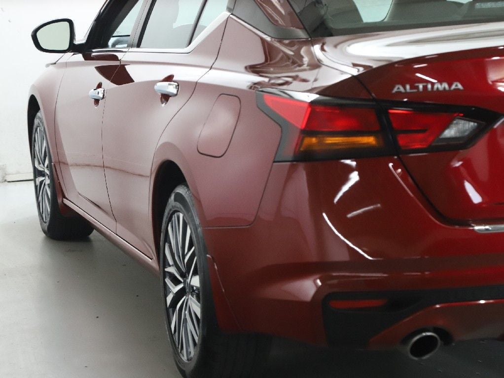 2023 Nissan Altima 2.5 SV Premium AWD