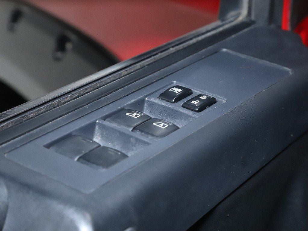2012 Nissan Titan SV Crew Cab 4WD