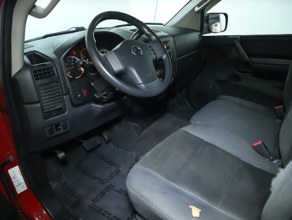2012 Nissan Titan SV Crew Cab 4WD