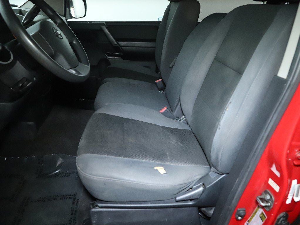 2012 Nissan Titan SV Crew Cab 4WD