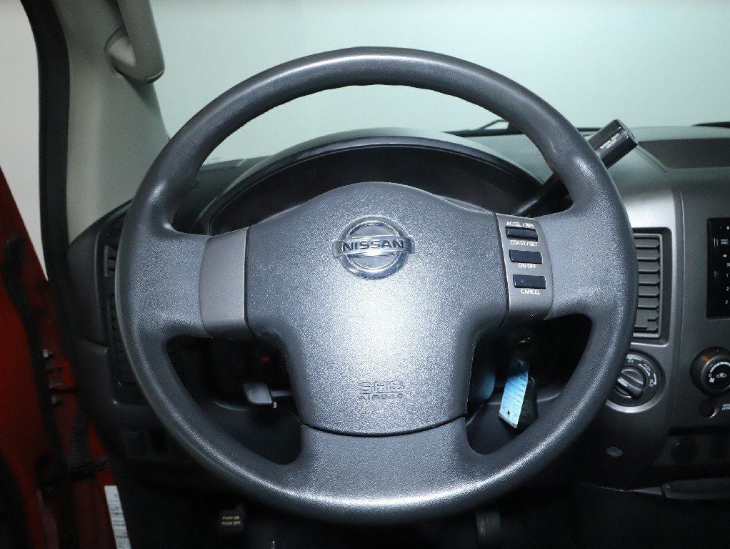 2012 Nissan Titan SV Crew Cab 4WD