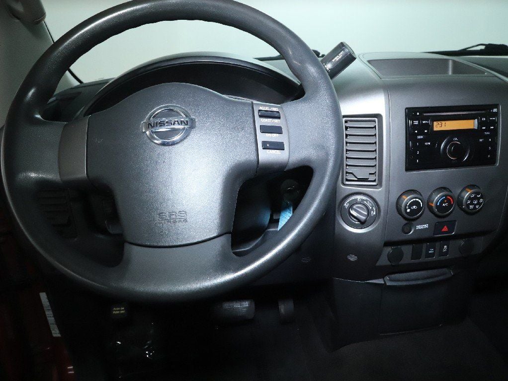 2012 Nissan Titan SV Crew Cab 4WD