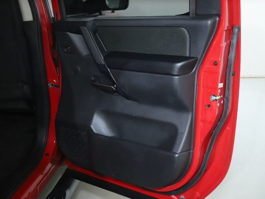 2012 Nissan Titan SV Crew Cab 4WD