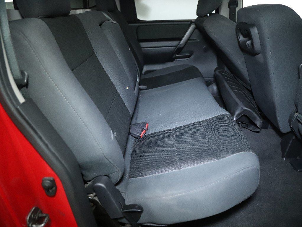 2012 Nissan Titan SV Crew Cab 4WD