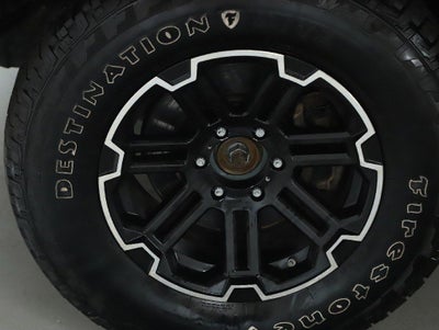 2012 Nissan Titan SV Crew Cab 4WD