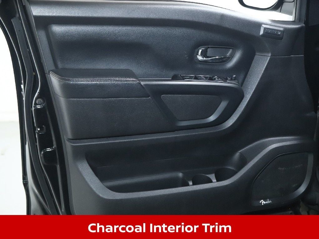 2019 Nissan Titan SL Midnight Edition 4WD