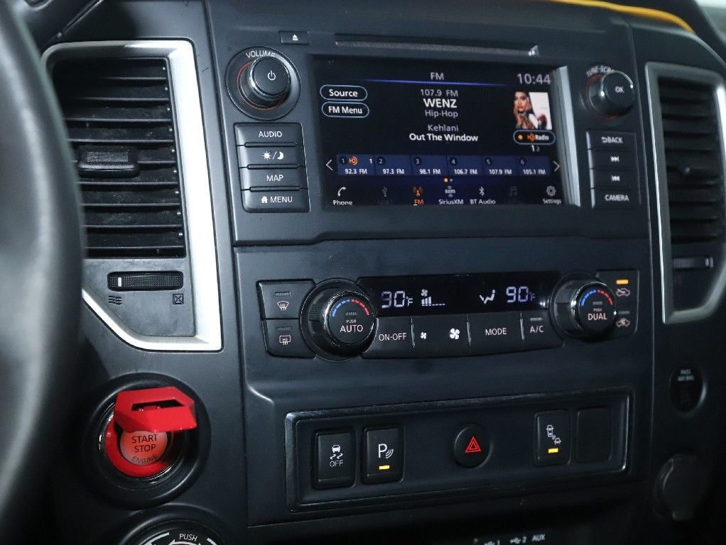 2019 Nissan Titan SL Midnight Edition 4WD